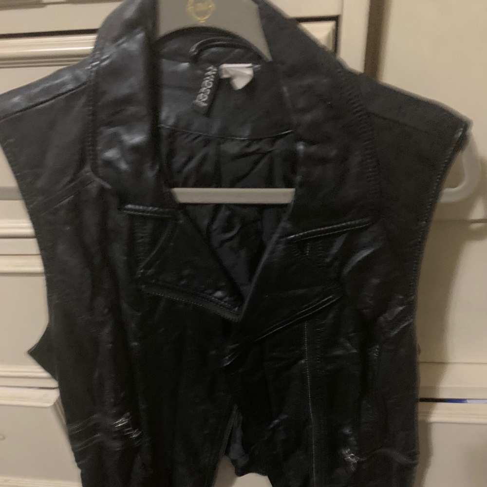 Women’s Faux Leather Vest